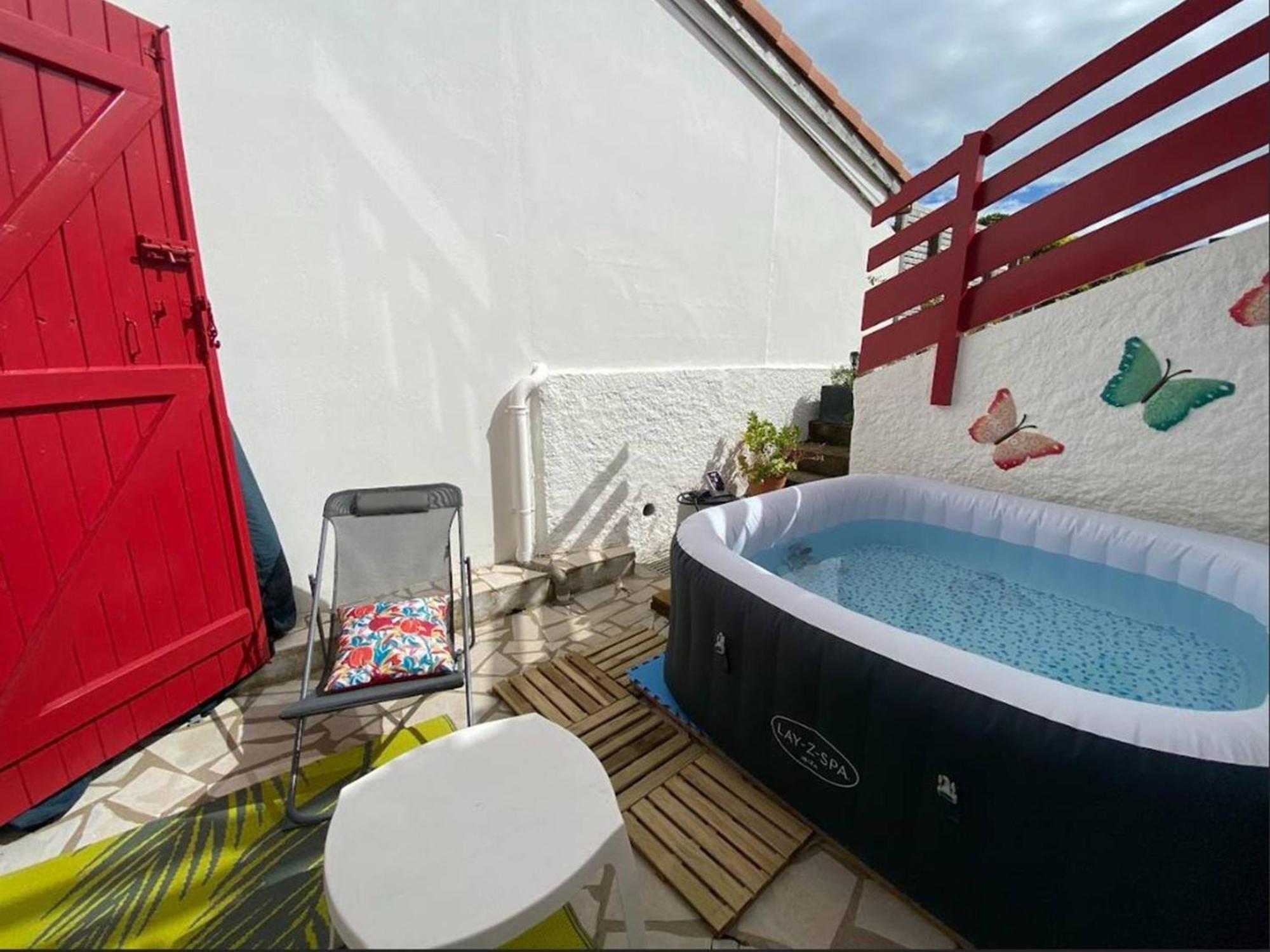 T1 Bis A Bidart, 2 Pers, 900m Plage, Terrasse Et Spa, Quartier Calme - Fr-1-495-137